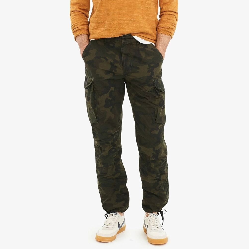 Wallace & Barnes Ripstop Brigade Cargo Pant in Woodland Camo Size 31W 32L